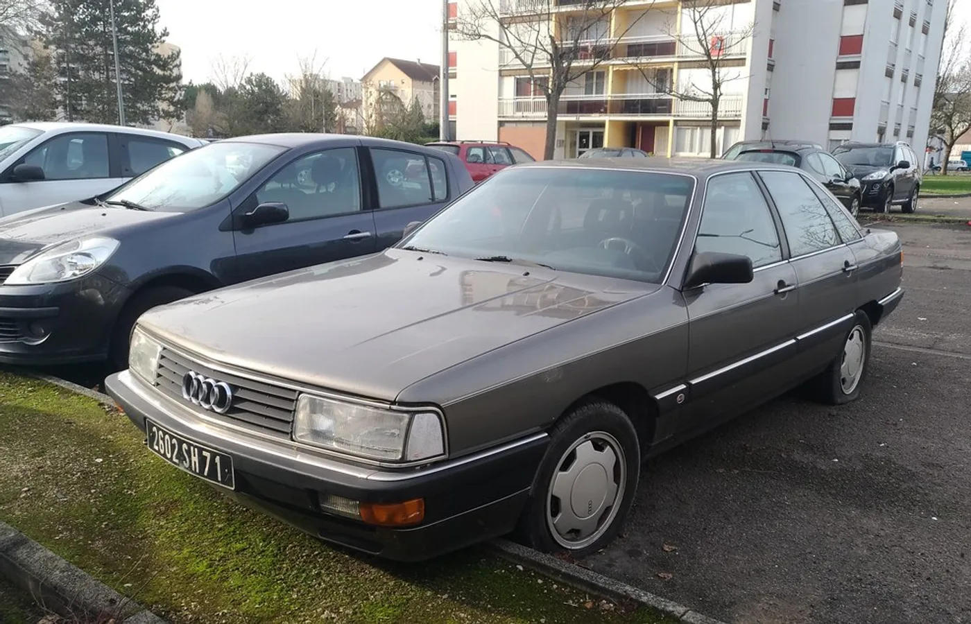 Audi 200, vue extérieure du modèle