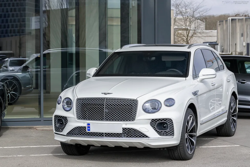 Bentley BENTAYGA HYBRID, vue extérieure du modèle