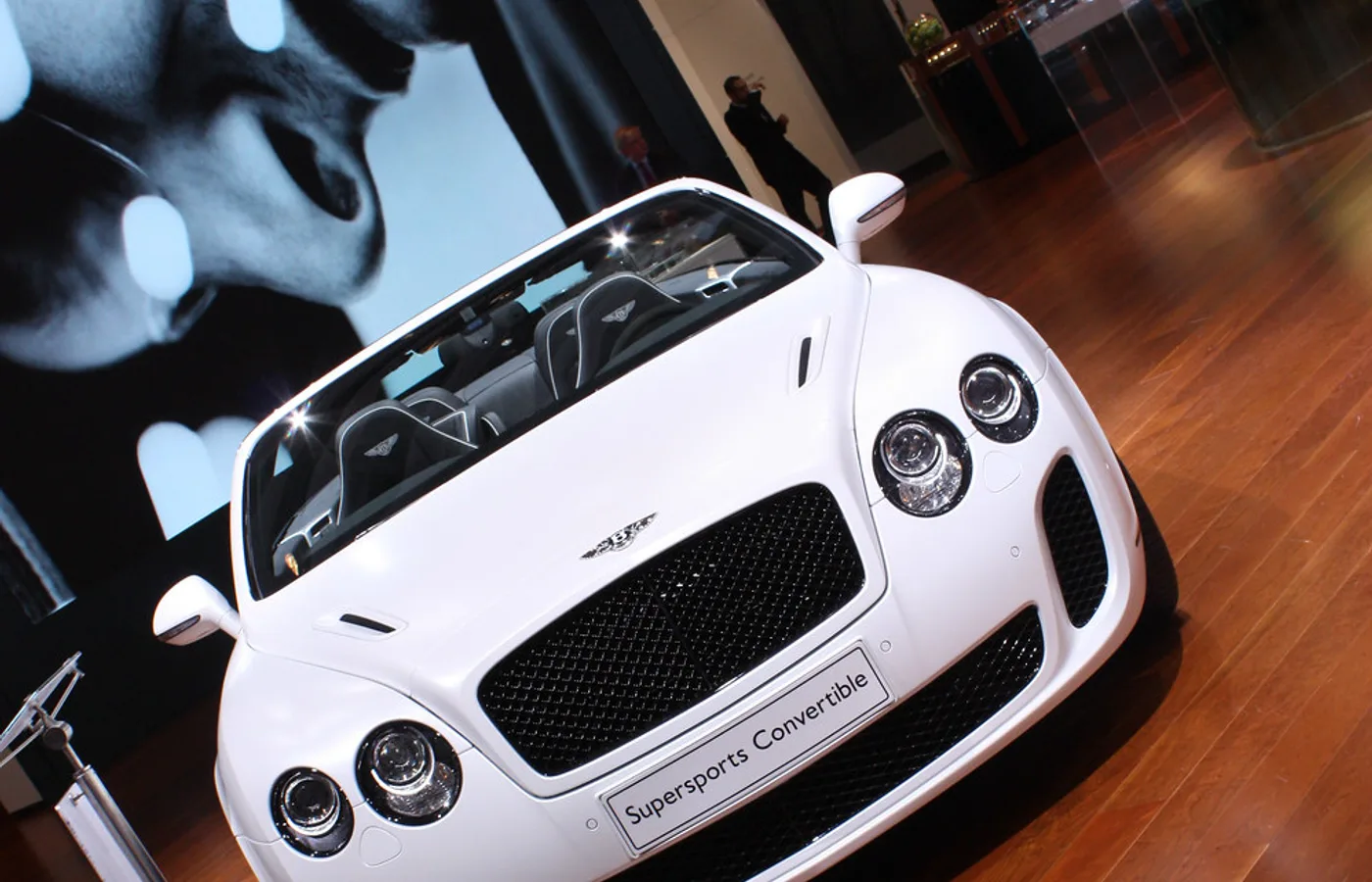 Bentley SUPERSPORTS CONVERTIBLE, vue extérieure du modèle