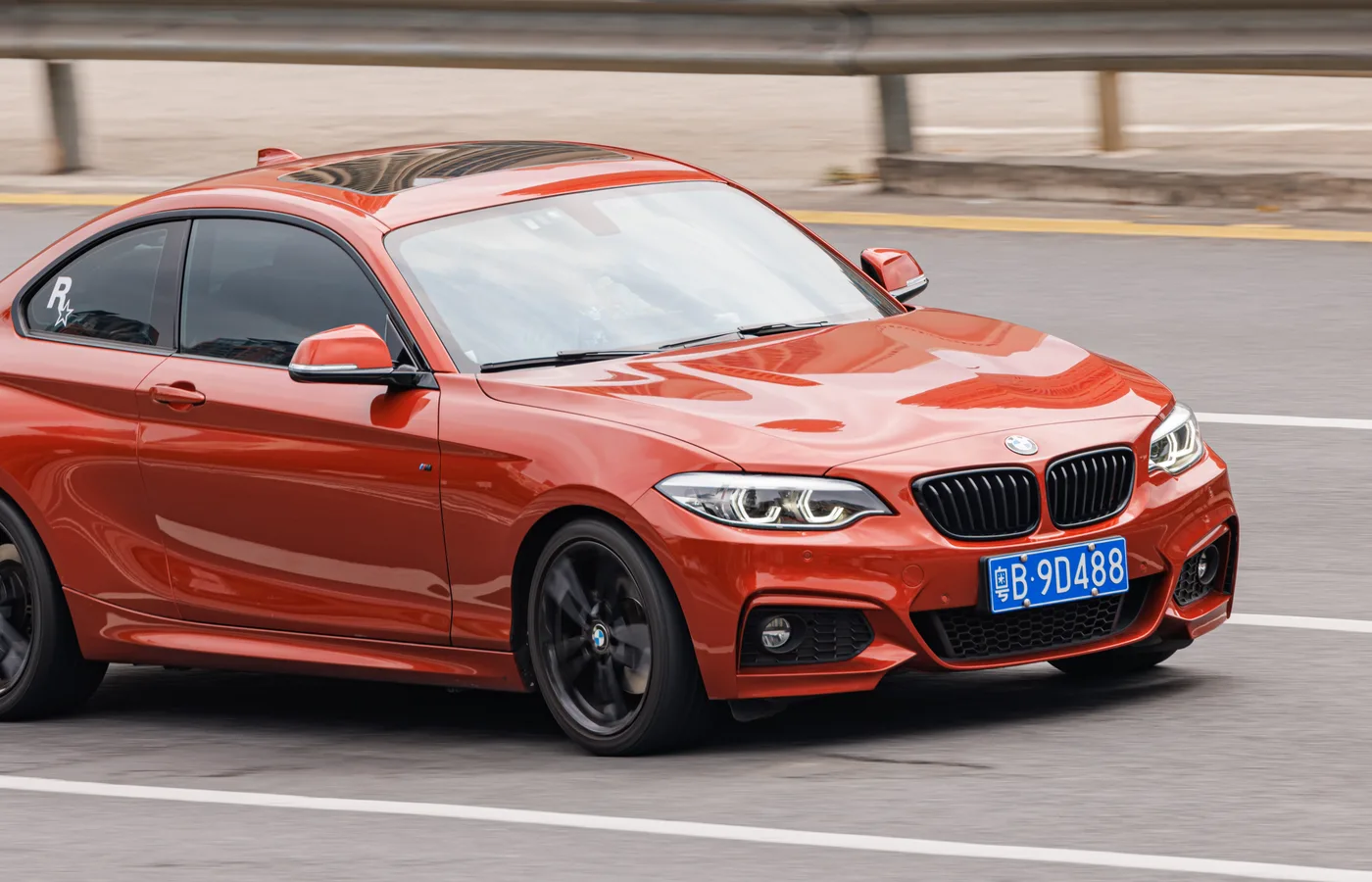 BMW M235, vue extérieure du modèle ou d'une variante proche