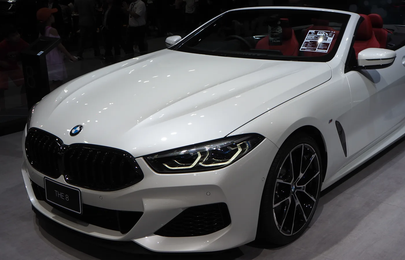 BMW 8 SERIES CONVERTIBLE, vue extérieure du modèle