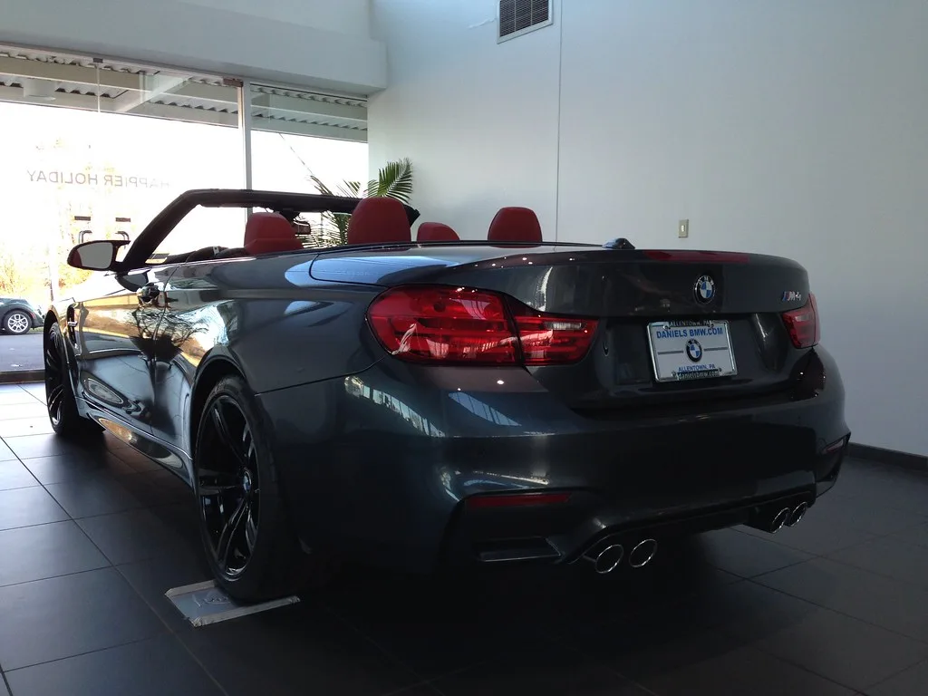 BMW M4 CONVERTIBLE, vue extérieure du modèle