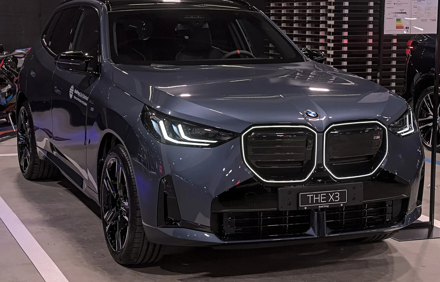 BMW X3 XDRIVE35I, vue extérieure du modèle ou d'une variante proche