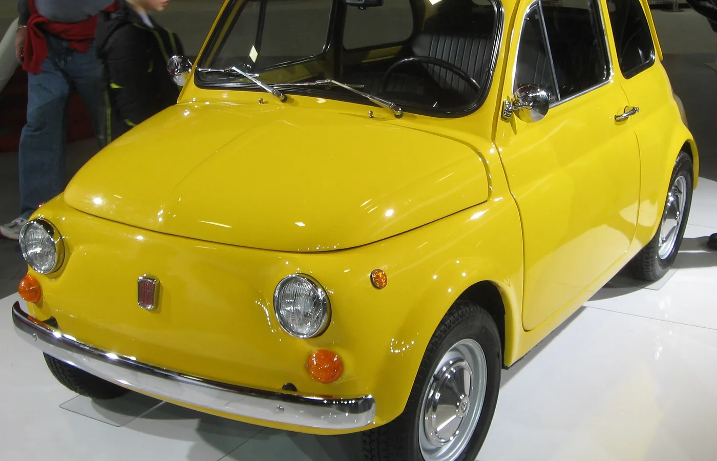 Fiat 500 ABARTH, vue extérieure du modèle ou d'une variante proche