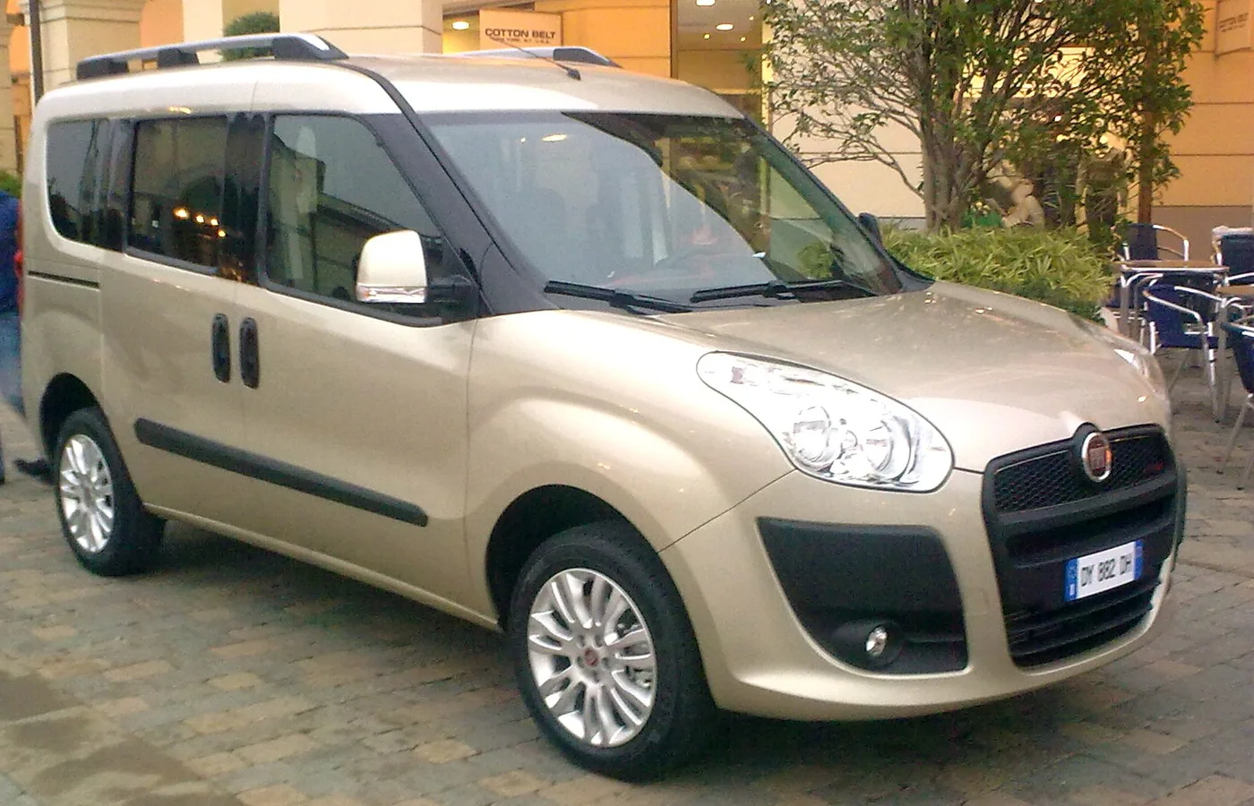 Fiat Strada, vue extérieure du modèle ou d'une variante proche