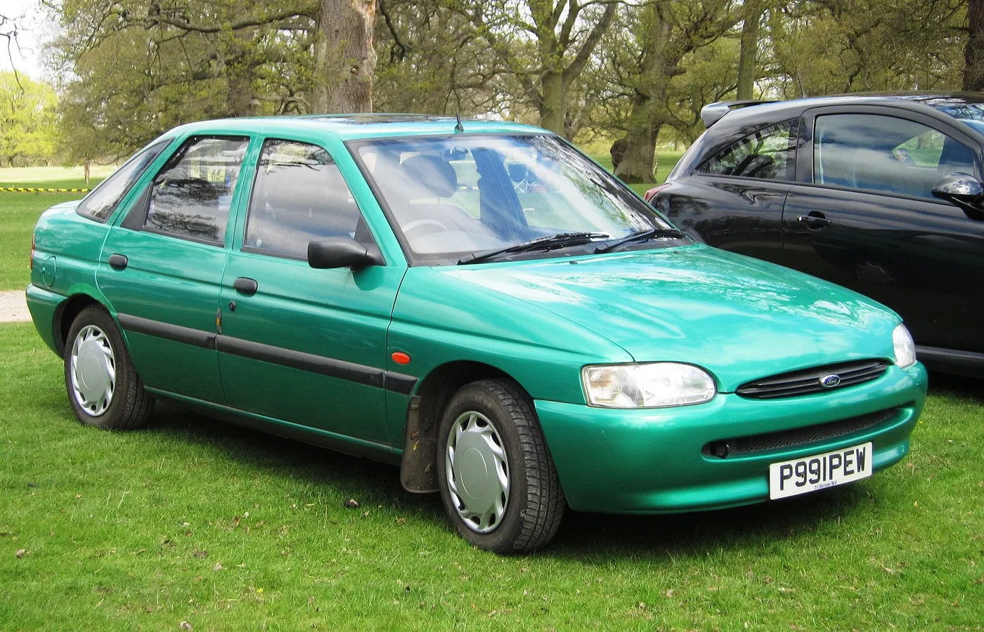 Ford Escort, vue extérieure du modèle