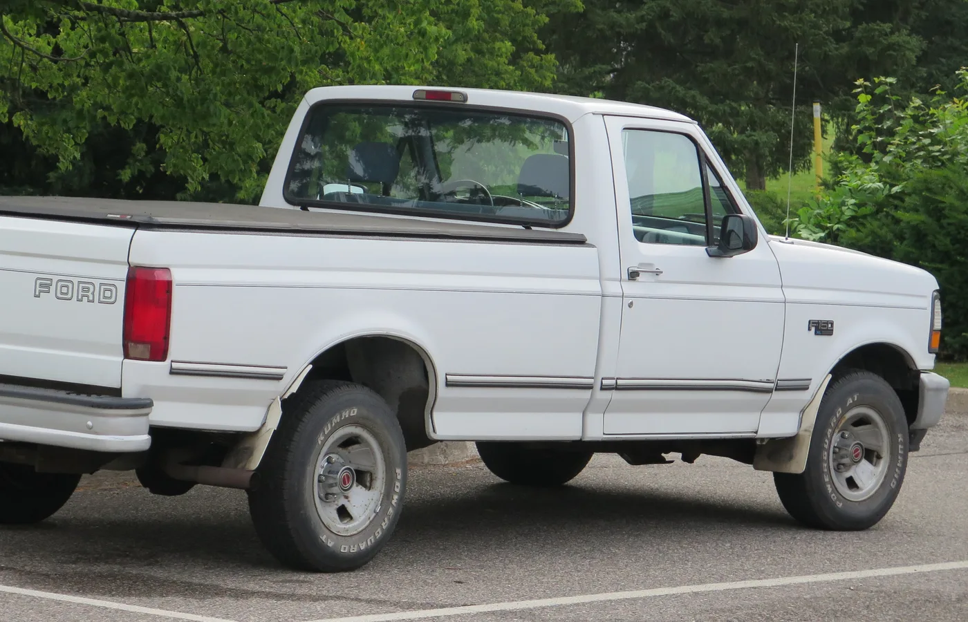 Ford F-150 REGULAR CAB, vue extérieure du modèle