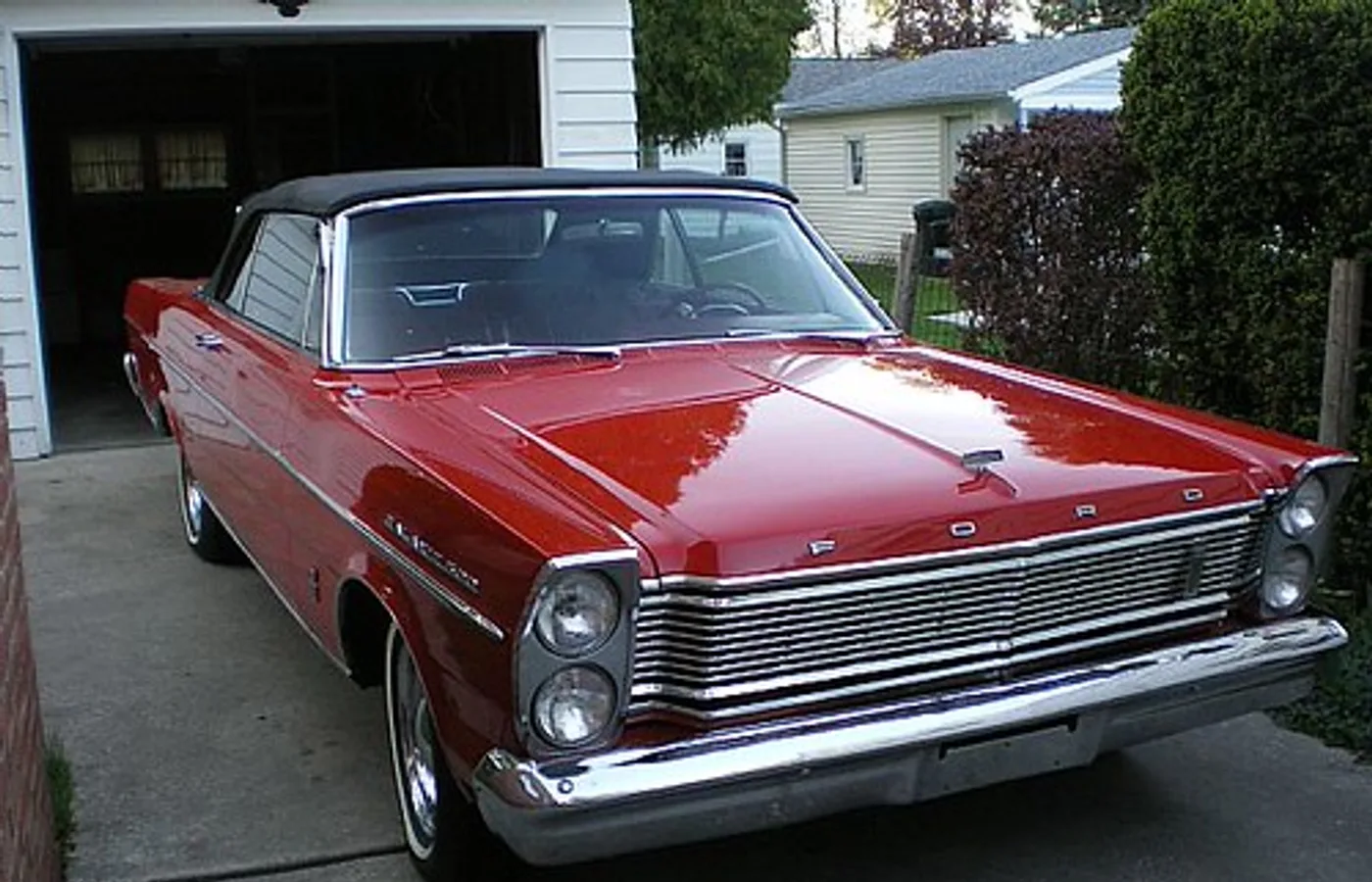 Ford GALAXY, vue extérieure du modèle