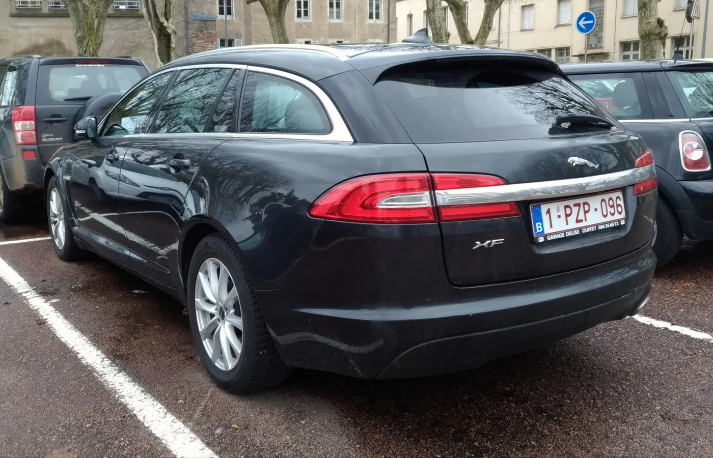 Jaguar XF, vue extérieure du modèle