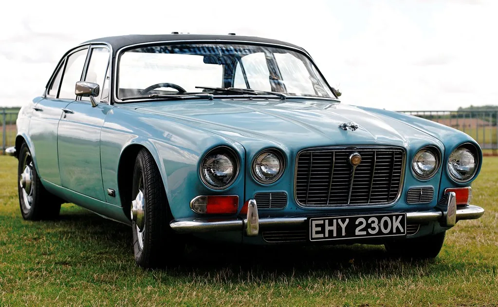 Jaguar XJ6, vue extérieure du modèle