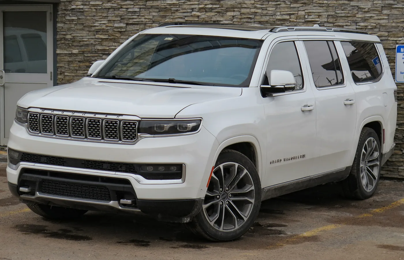 Jeep Grand Wagoneer L, vue extérieure du modèle