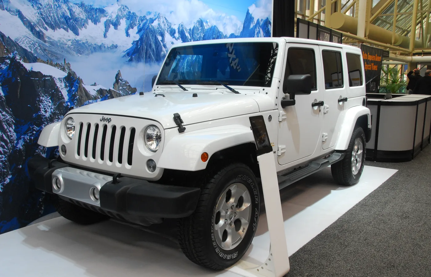Jeep WRANGLER 2-DOOR, vue extérieure du modèle ou d'une variante proche