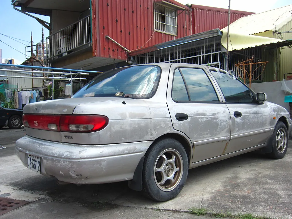 Kia Sephia, vue extérieure du modèle