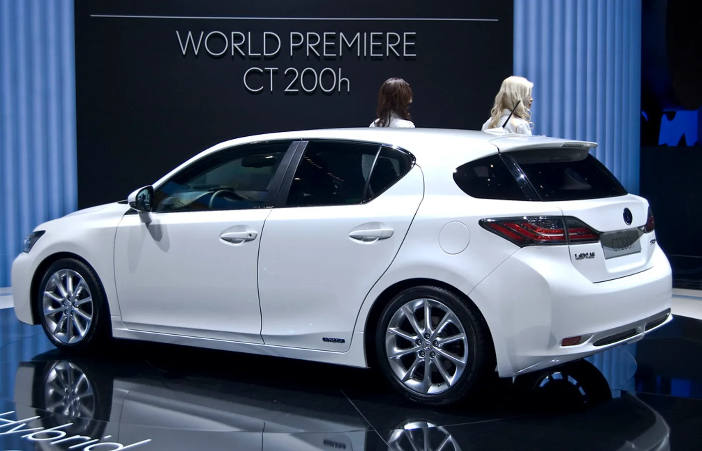 Lexus CT200H, vue extérieure du modèle
