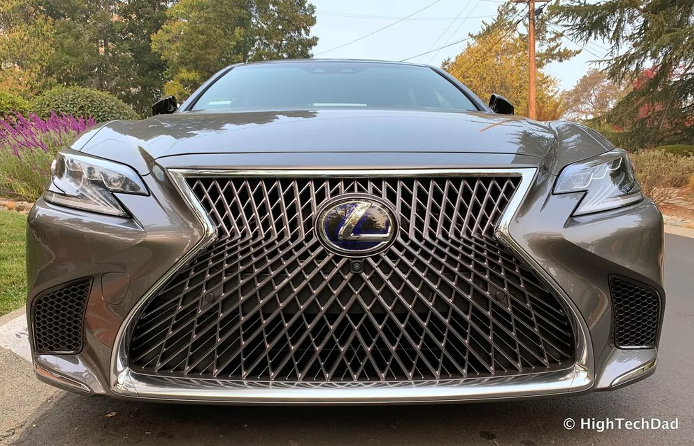 Lexus LS 500H, vue extérieure du modèle