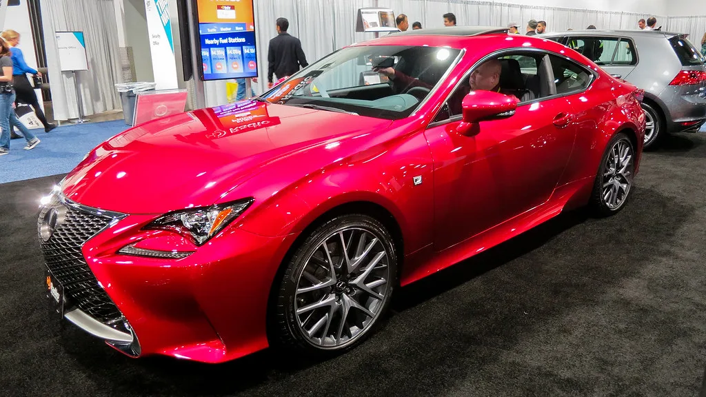 Lexus RC, vue extérieure du modèle ou d'une variante proche