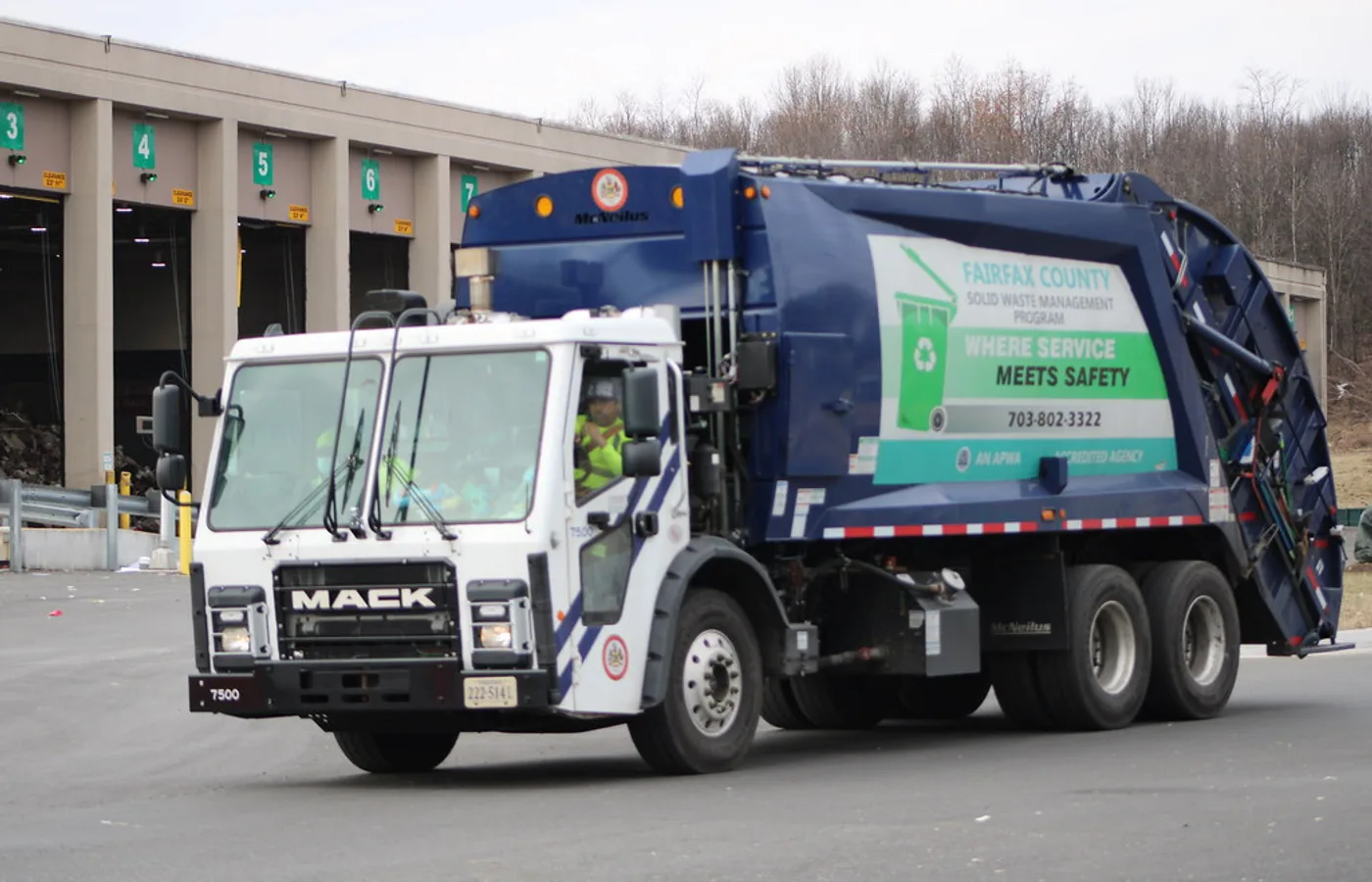 Mack RL, vue extérieure du modèle