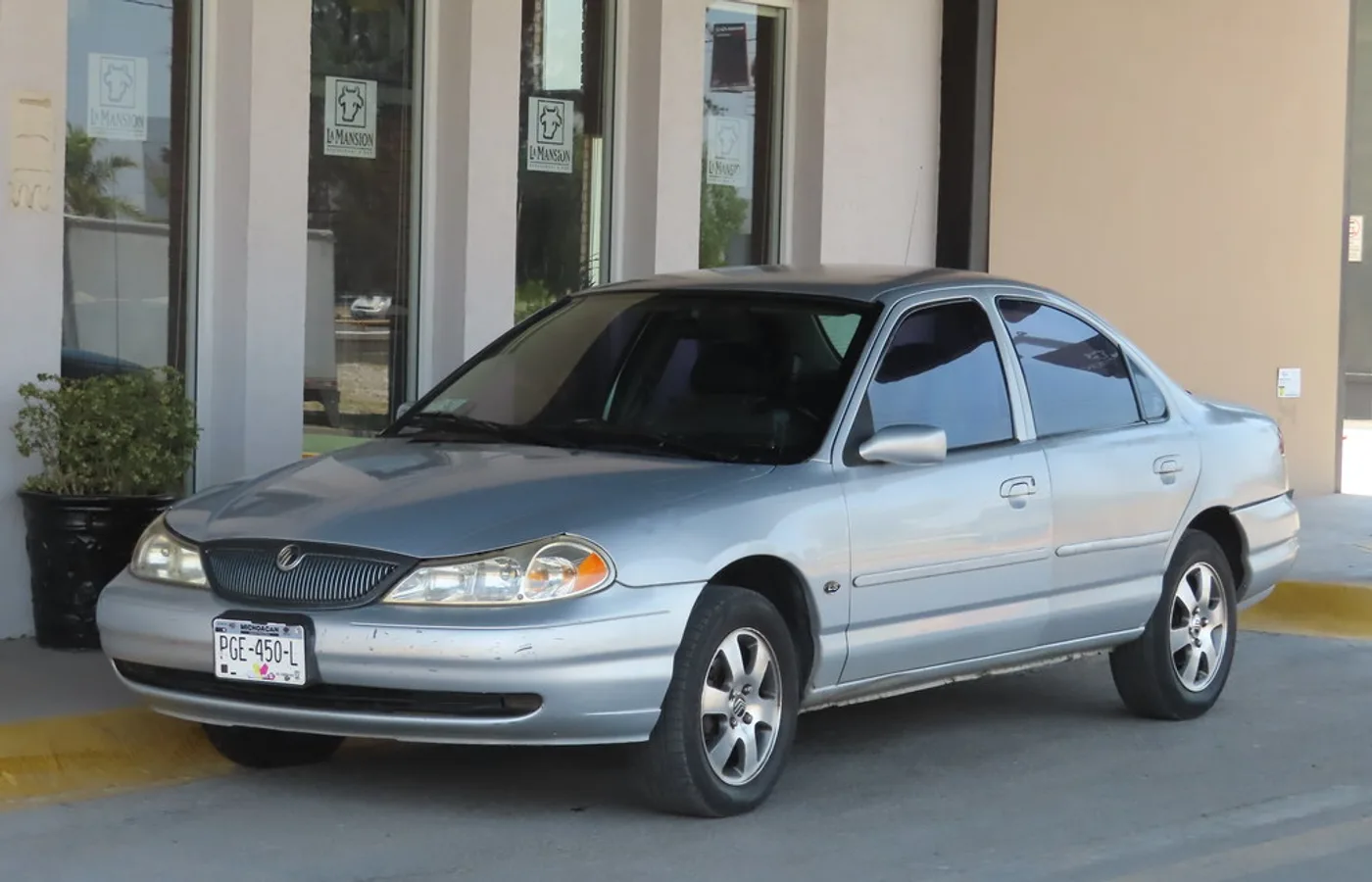 Mercury Mystique, vue extérieure du modèle