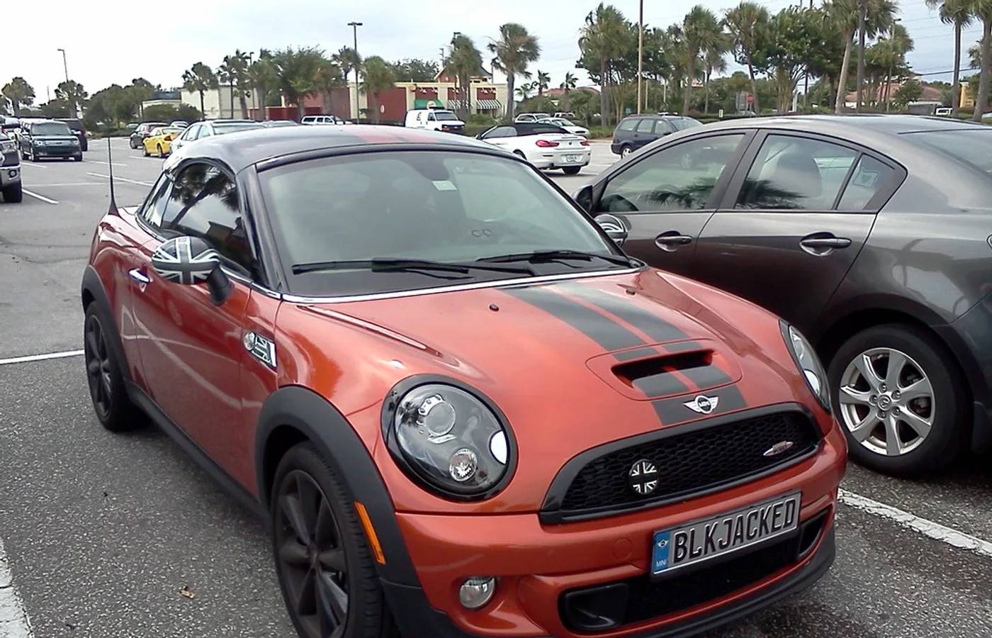 Mini JCW COUPE, vue extérieure du modèle