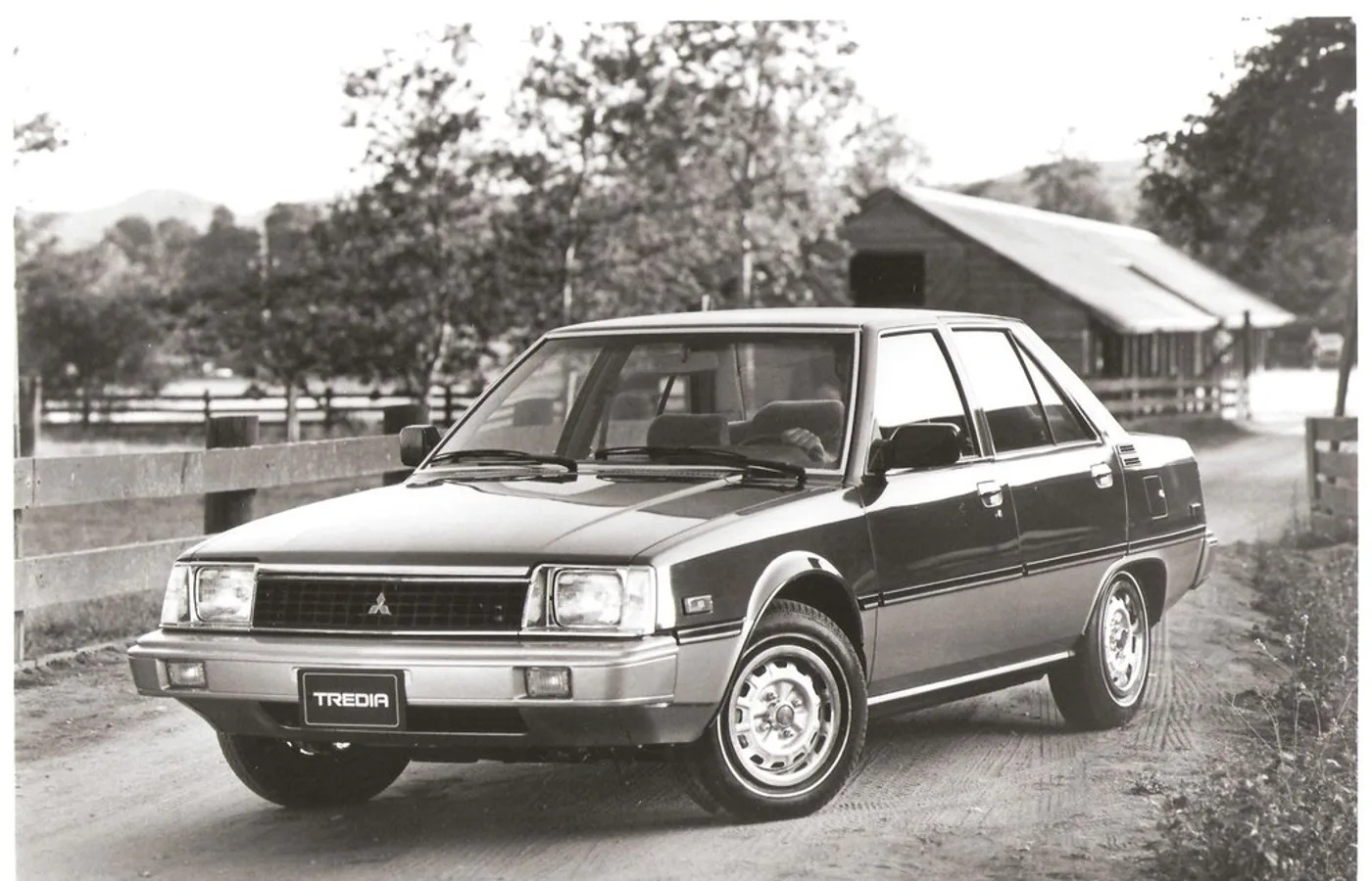 Mitsubishi Tredia, vue extérieure du modèle