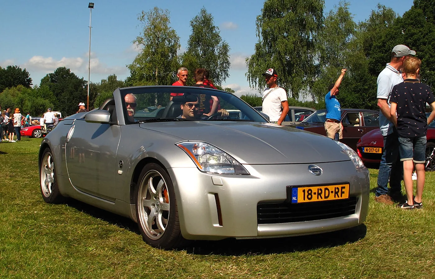 Nissan 350Z ROADSTER, vue extérieure du modèle