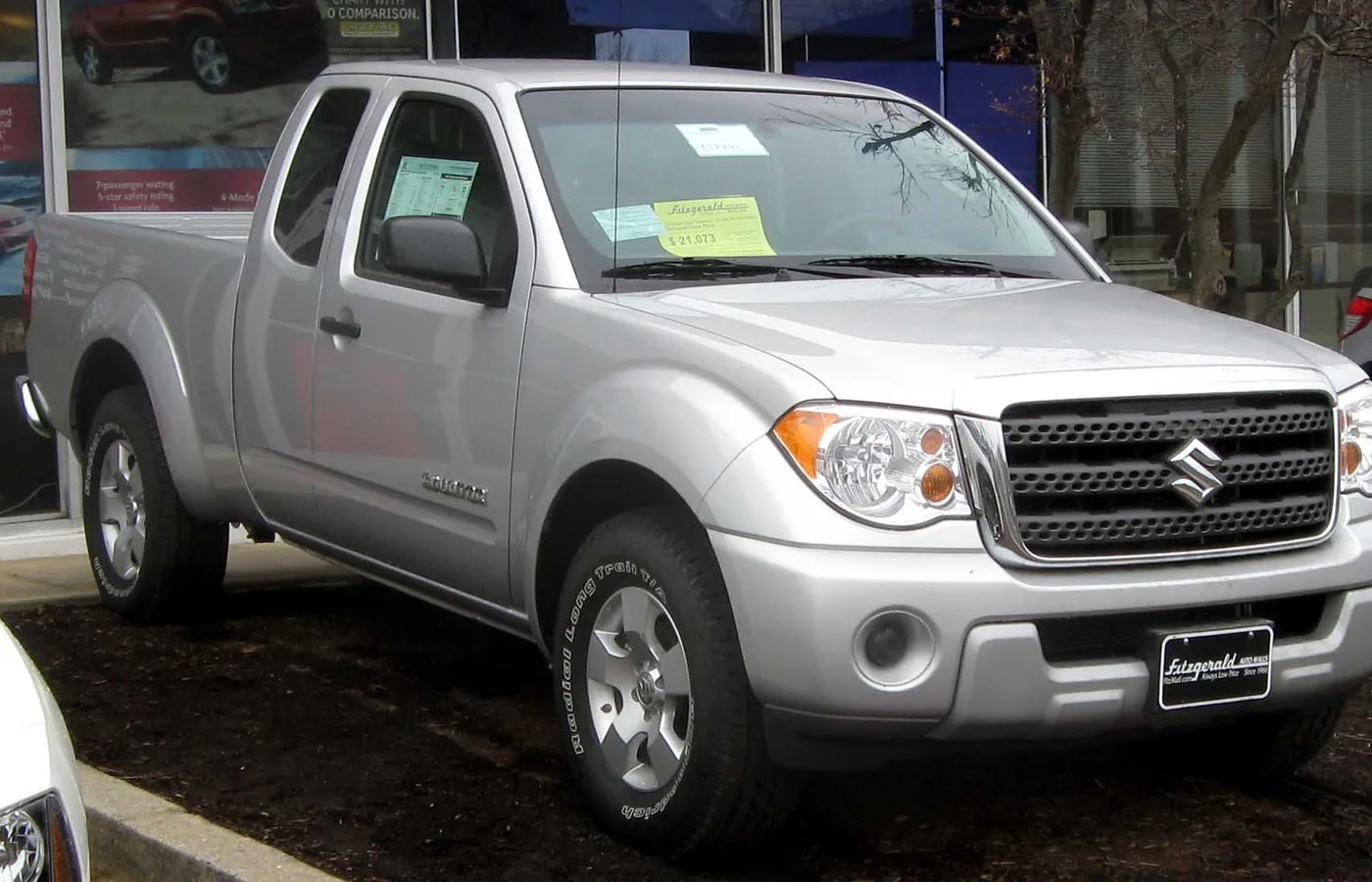 Nissan FRONTIER CREW CAB, vue extérieure du modèle