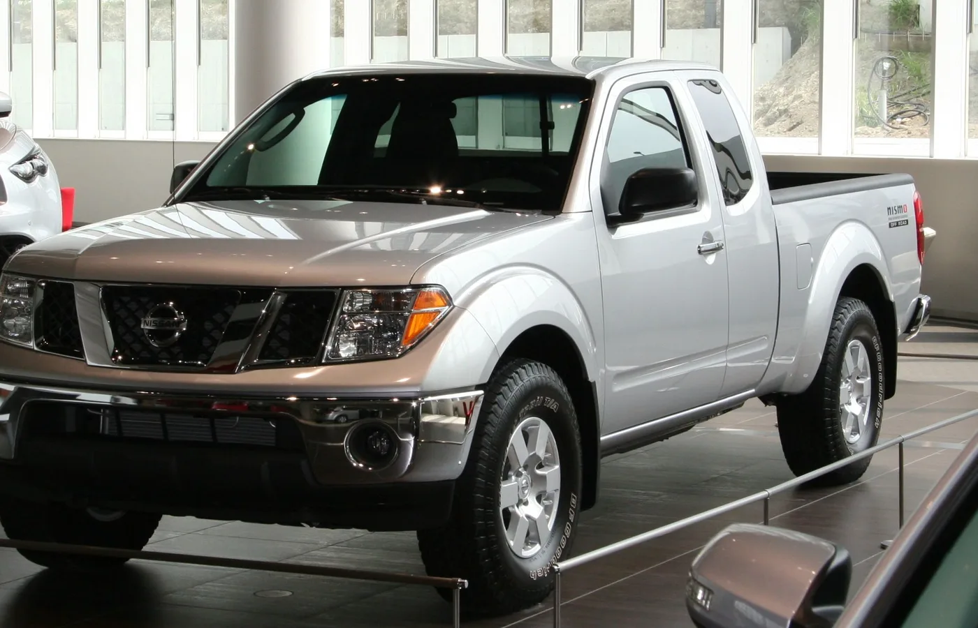 Nissan FRONTIER KING CAB, vue extérieure du modèle