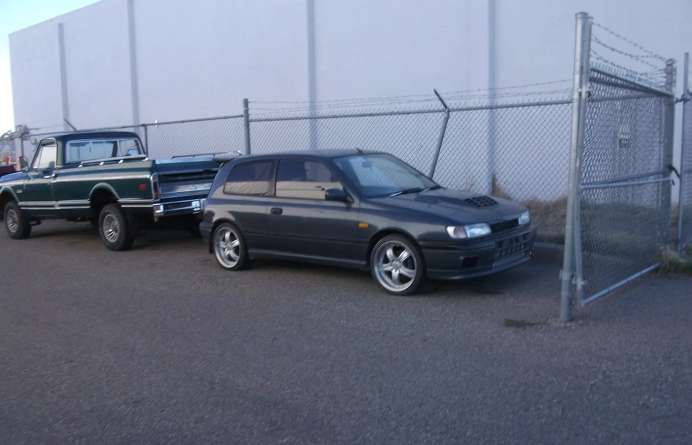Nissan PULSAR, vue extérieure du modèle