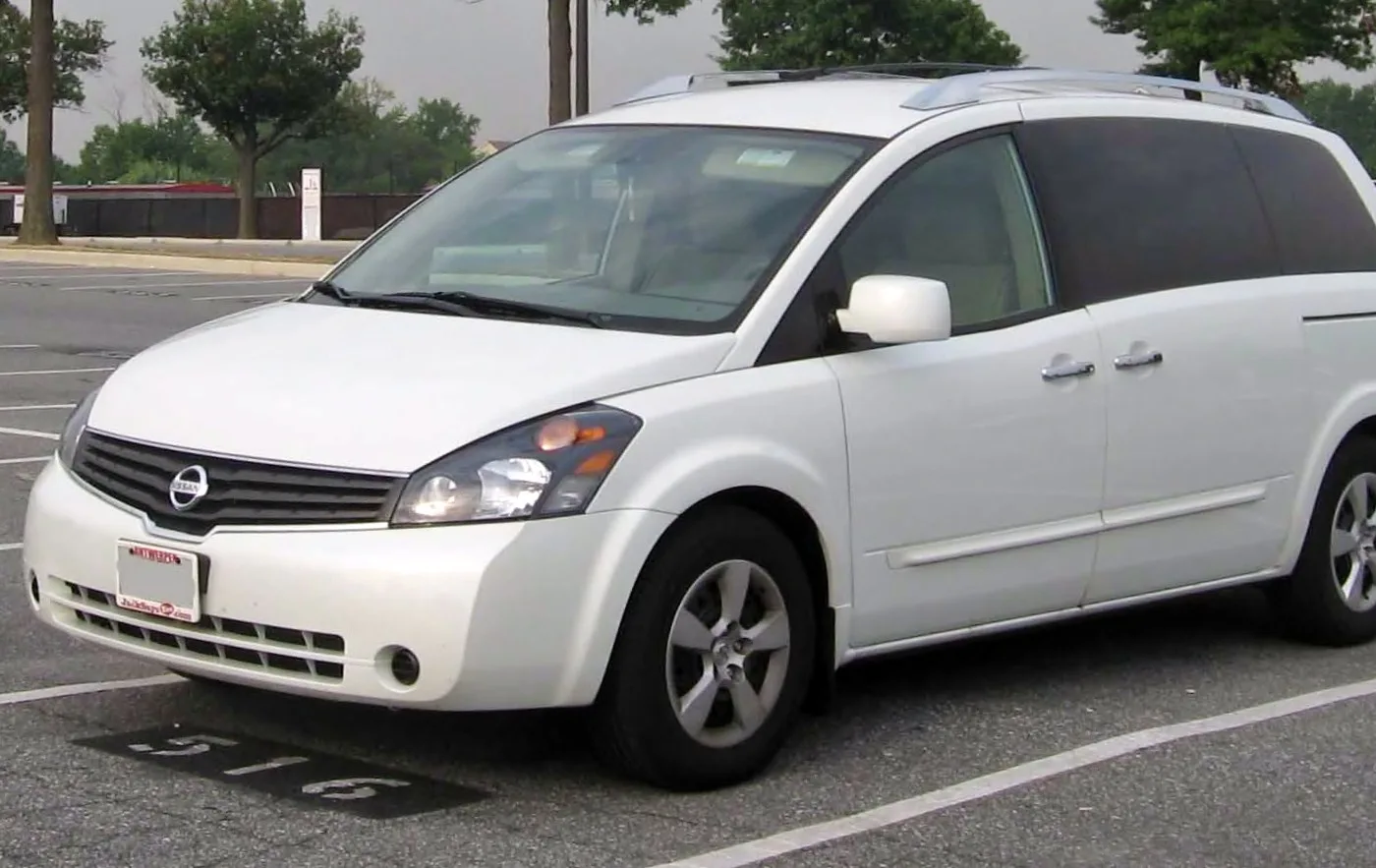 Nissan Quest, vue extérieure du modèle