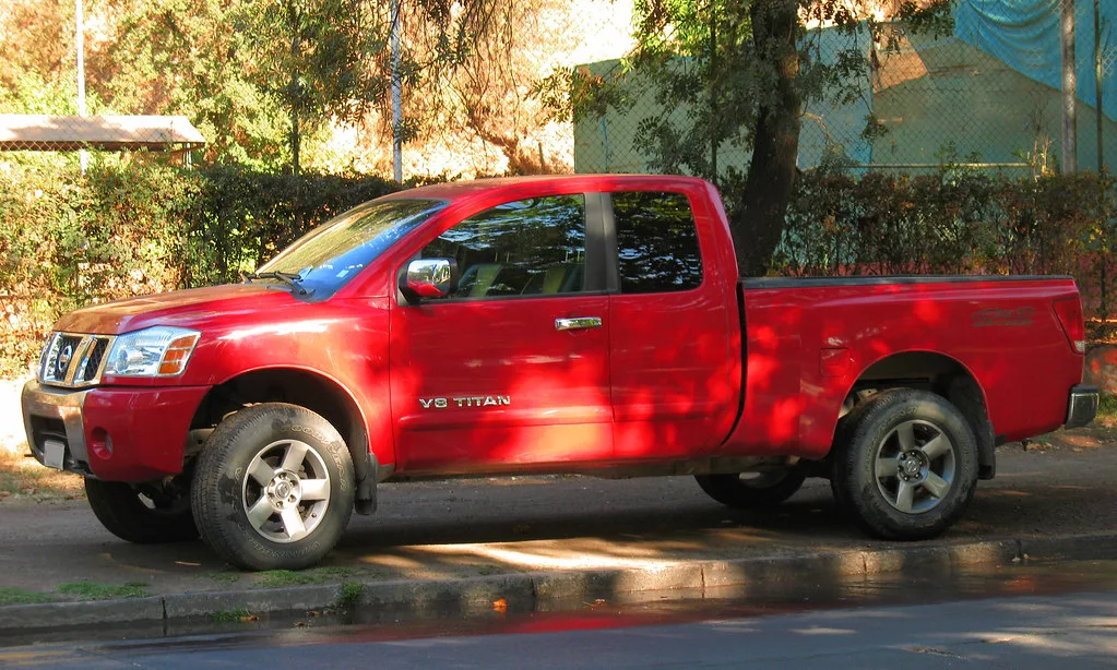 Nissan TITAN KING CAB, vue extérieure du modèle