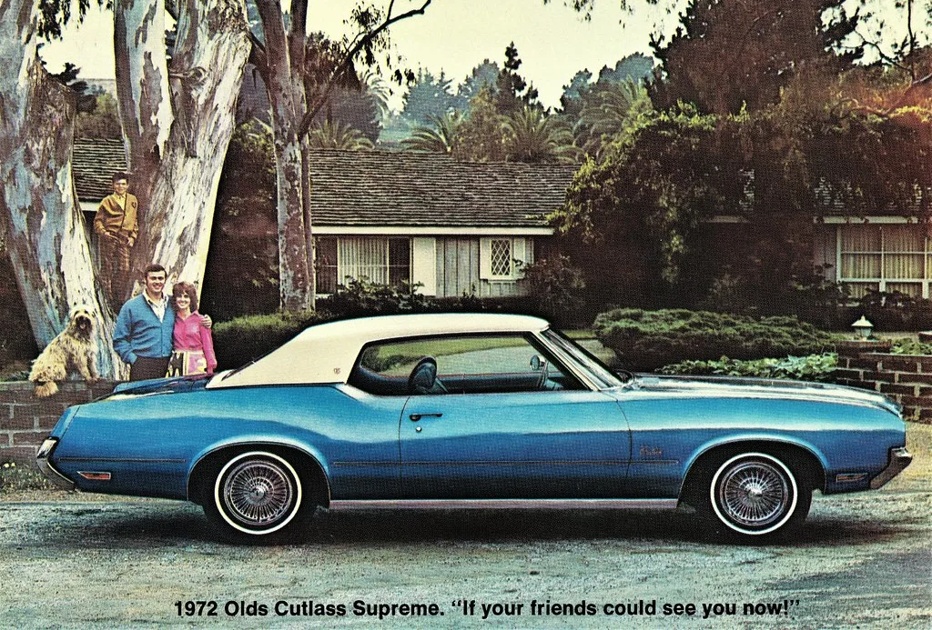 Oldsmobile CUTLASS SUPREME, vue extérieure du modèle
