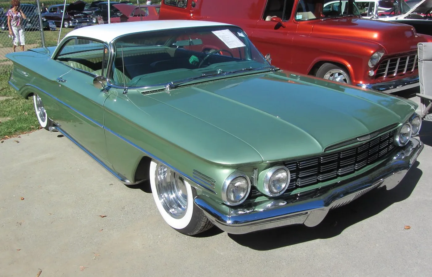 Oldsmobile EIGHTY EIGHT, vue extérieure du modèle