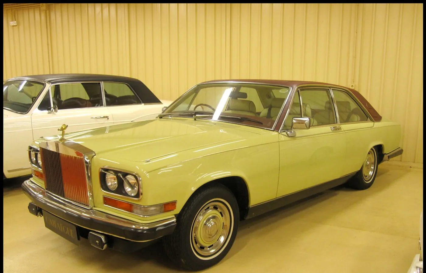 Rolls-royce Camargue, vue extérieure du modèle
