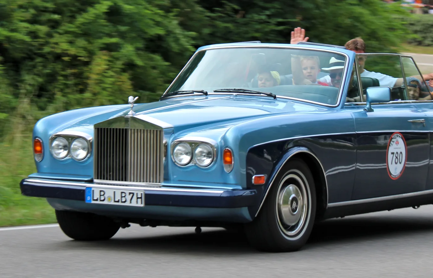 Rolls-royce Corniche, vue extérieure du modèle