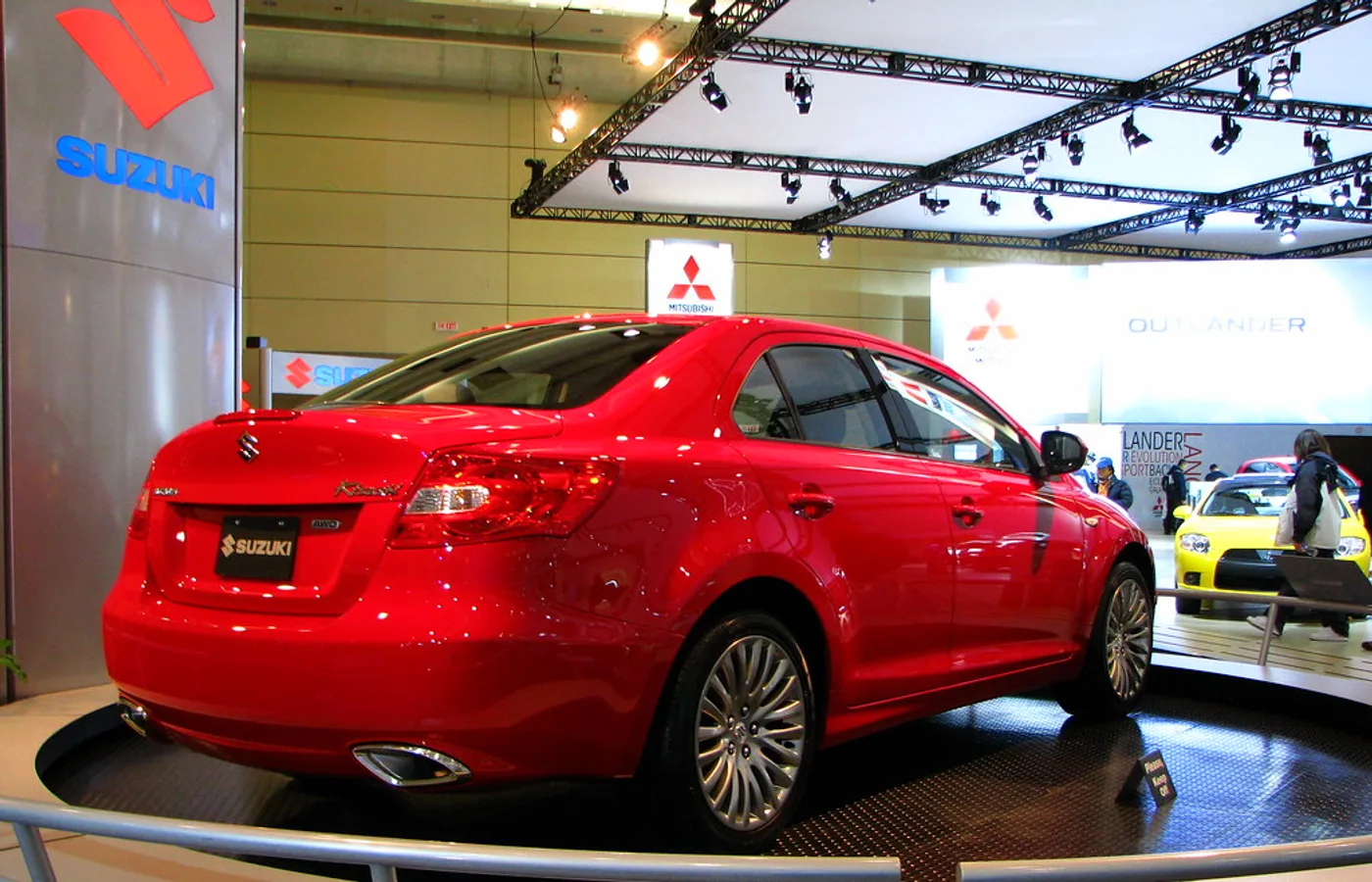 Suzuki Kizashi, vue extérieure du modèle