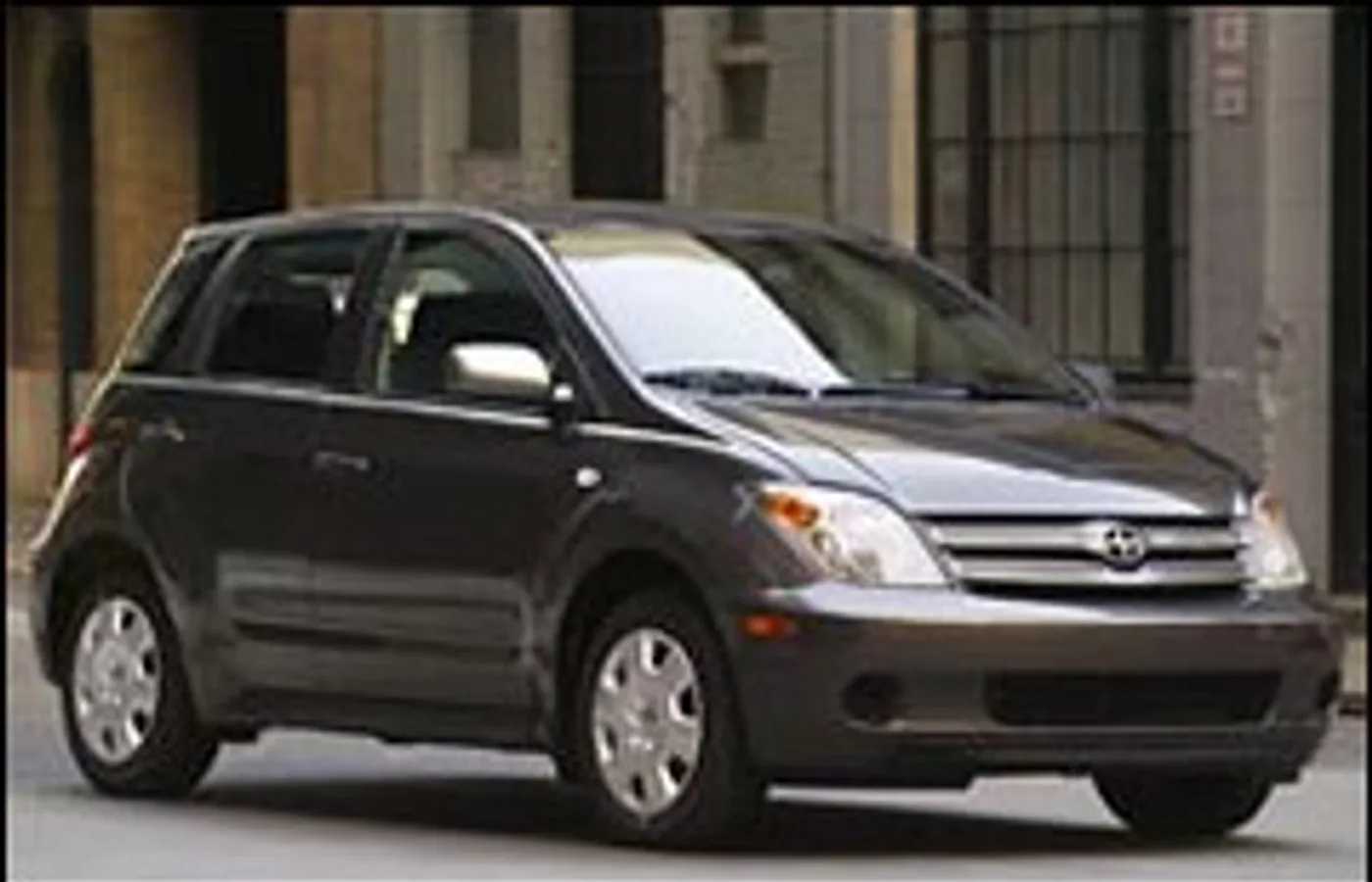 Toyota Scion xA, vue extérieure du modèle