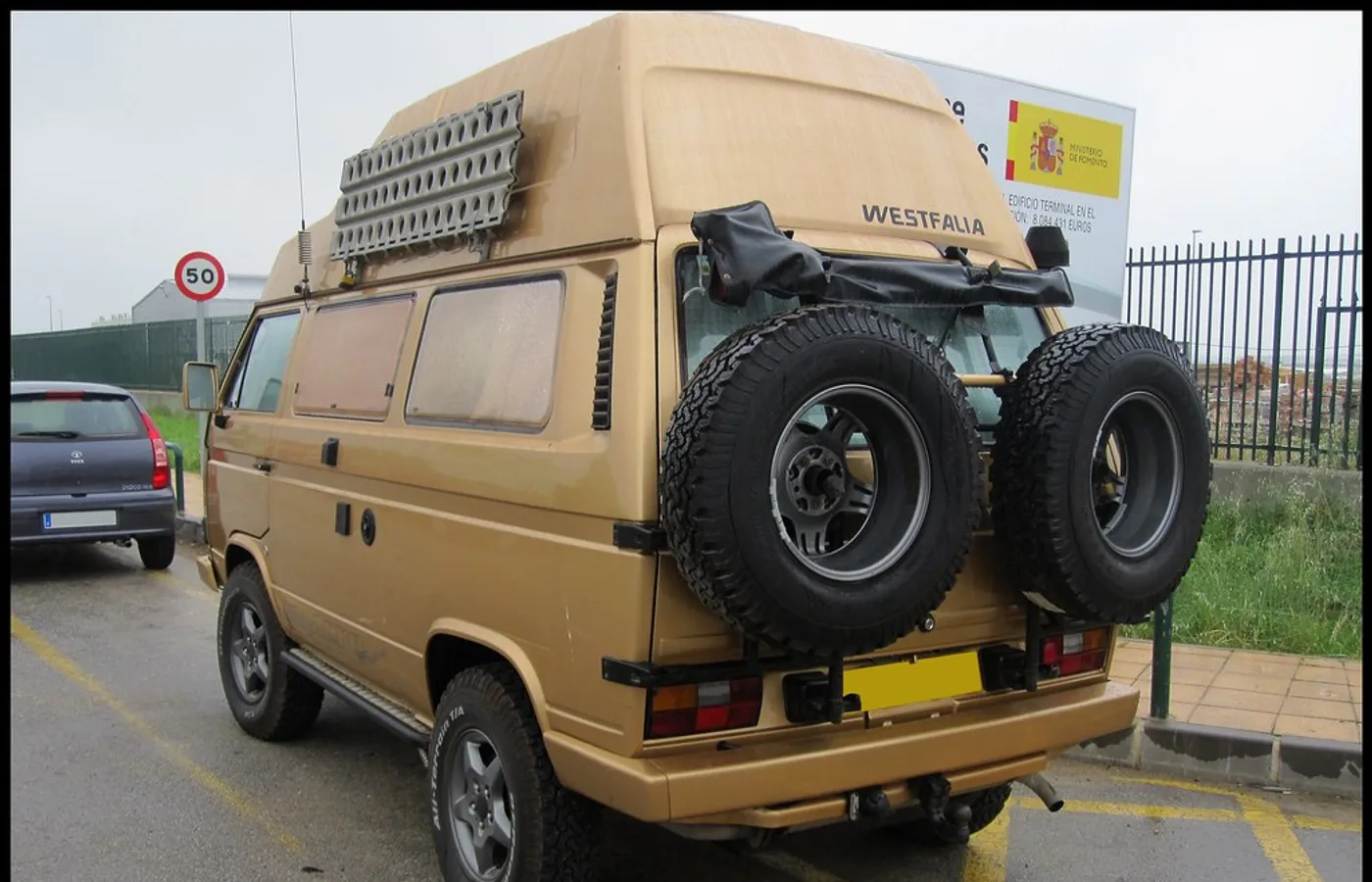 Volkswagen Caravelle, vue extérieure du modèle