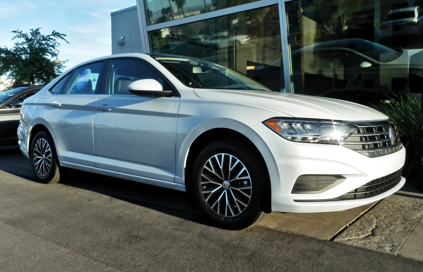Volkswagen Jetta Wagon, vue extérieure du modèle ou d'une variante proche
