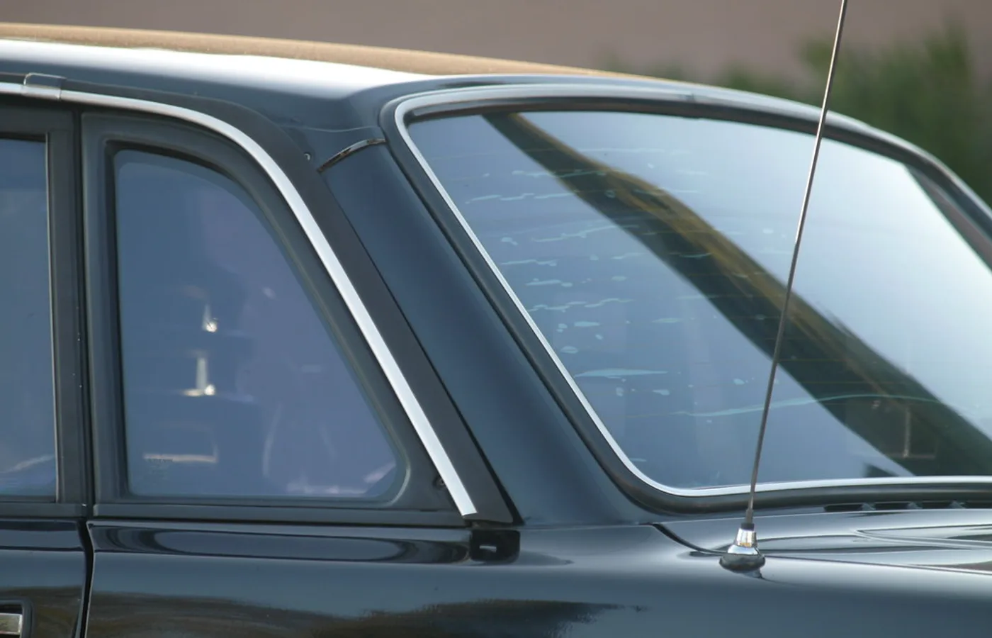 Volvo 240 Series, vue extérieure du modèle