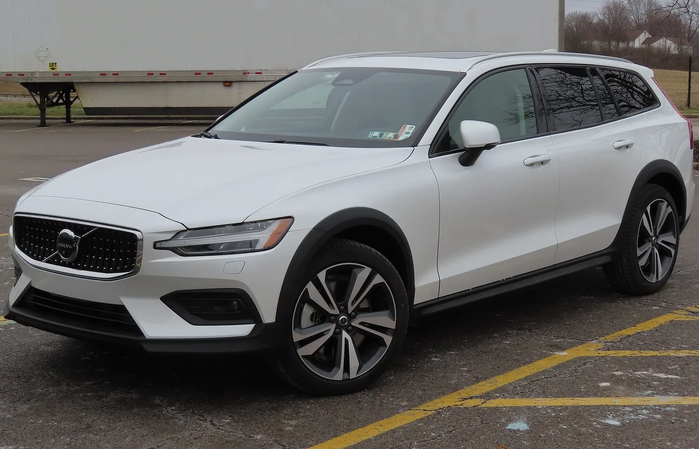 Volvo V60 T5, vue extérieure du modèle ou d'une variante proche