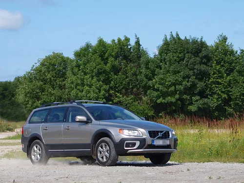 Volvo V70XC, vue extérieure du modèle ou d'une variante proche